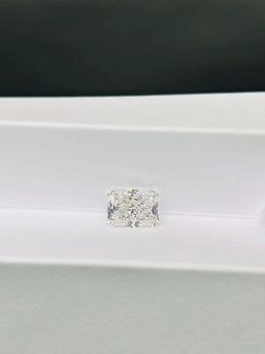 Đá có kích thước lớn 5.3ct Radiant Shape Lab được tạo ra như CVD Diamond không được xử lý được chứng nhận IGI