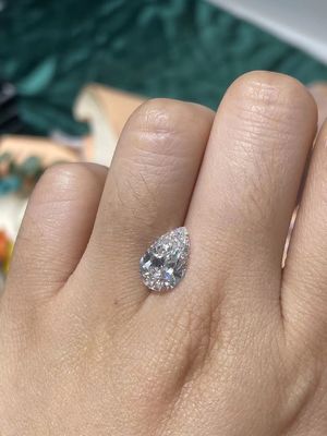 Phòng thí nghiệm CVD đa kích thước Kim cương đã trưởng thành 1.58ct Hình quả lê trắng