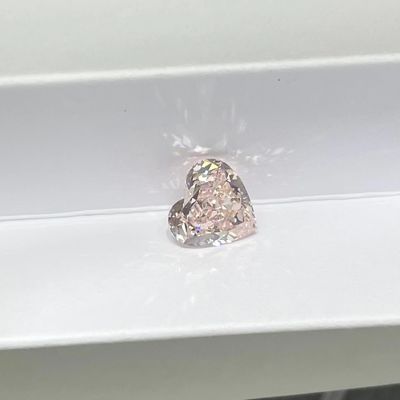Nhập kim cương tổng hợp màu hồng phòng thí nghiệm trưởng thành Kim cương hình trái tim 1.78ct
