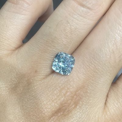 Kích thước lớn Fancy Intense Blue CVD Phòng thí nghiệm Hình dạng đệm kim cương 4.55ct