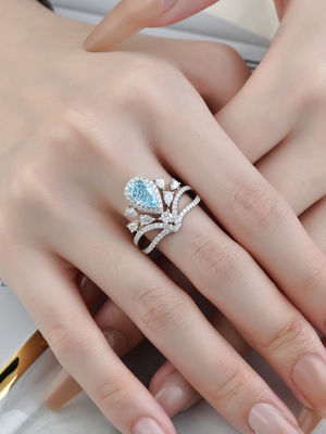 Trang sức kim cương vàng 18K Blue Lab Nhẫn đính hôn cắt quả lê tuyệt vời
