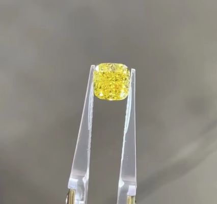 đệm kim cương rời HPHT Lab Grown Yellow Diamond Certified Tổng hợp Kim cương