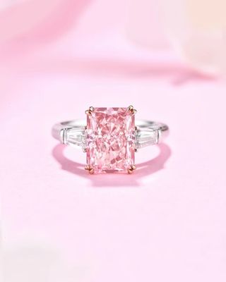 18k vàng trắng kim cương tổng hợp nhẫn lớn kích thước 4,31ct màu hồng sang trọng Radiant cắt kim cương