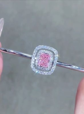 Nhẫn kim cương màu hồng được trồng trong phòng thí nghiệm cắt sáng hình dạng sáng NGTC được chứng nhận